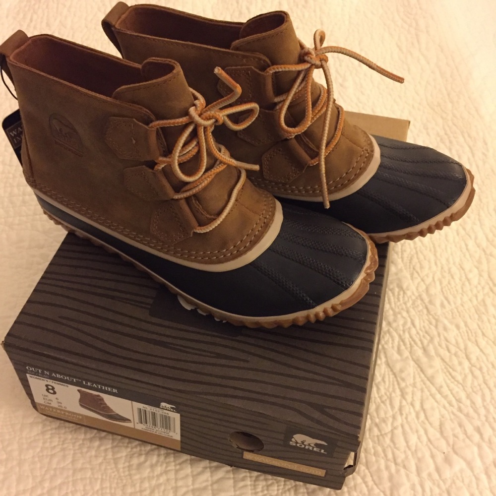 Sorel Out N About Leather Boots